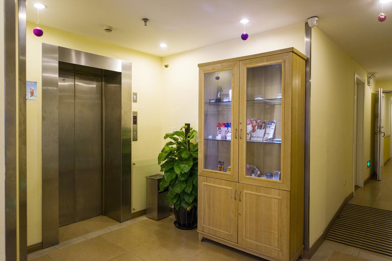 Home Inn Shanghai Lujiabang Road Metro Station Exterior photo